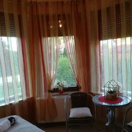 Guest house Betty Balatonfuzfo